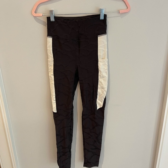 TWENTY MONTREAL 3D High Rise Camo/White Legging - Picture 3 of 5